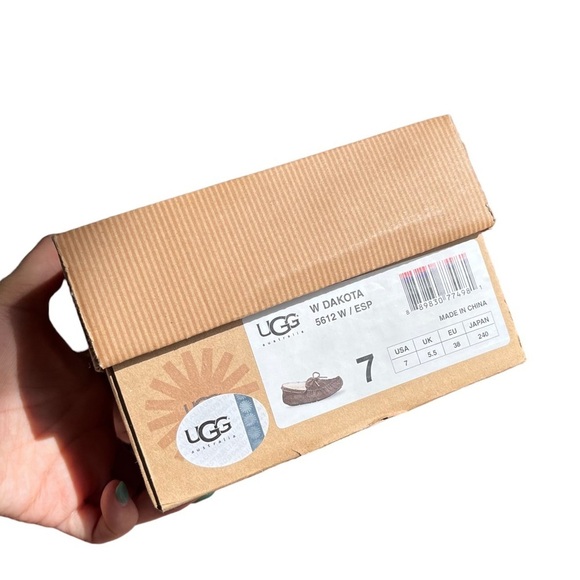 Ugg Shoes | Ugg Moccasin Dakota Slipper Slip On Sz 7 Brown - Picture 8 of 9